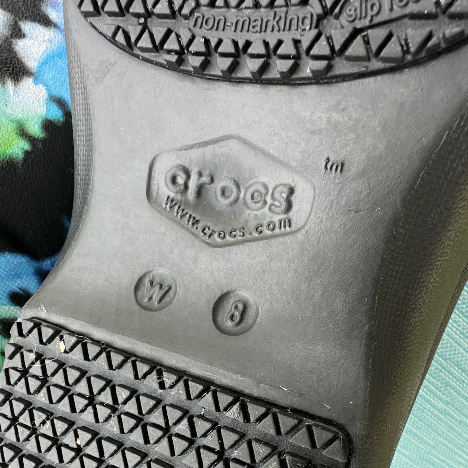 Crocs Neria Pro II Tie-Dye Clog Slip-On Slip Resistant Comfort Women’s 8