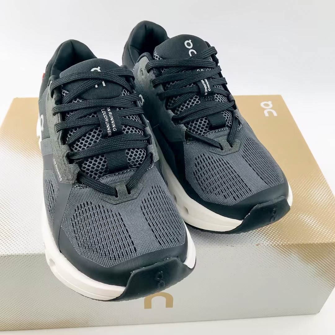 ON Cloudrunner 2 Eclipse/Black Women’s Super Foam 360° Comfort Running Sneakers