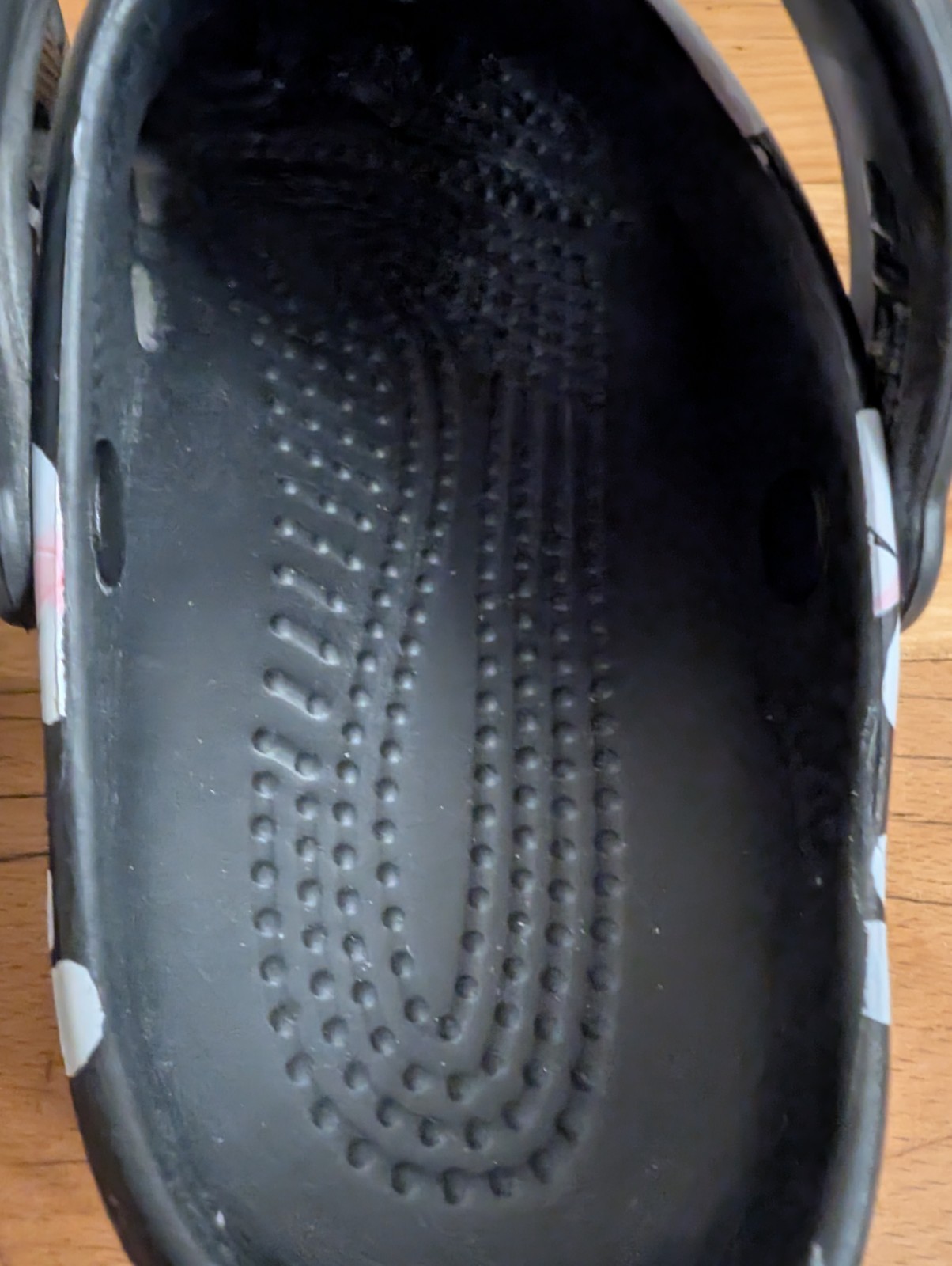 Crocs BAYA Black Flowered Touch Of Pink White Flowers Darling Size M-4 , W-6