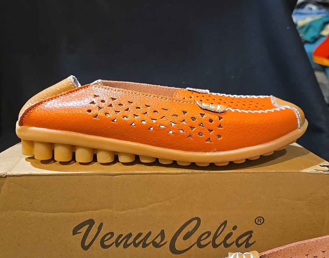 Venus Celia Concise Comfort Women’s Walking Loafers Orange Leather Size US 7 (M)