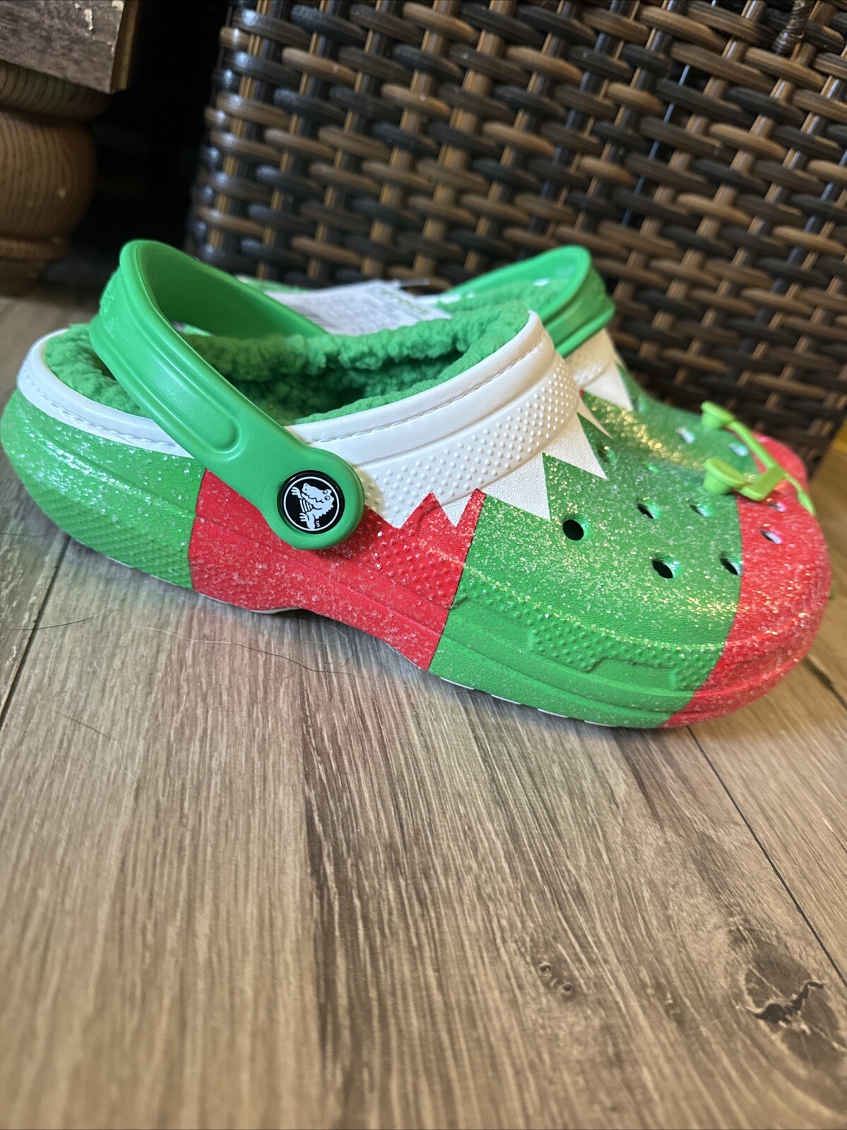 NWT Crocs Classic Lined Holiday Christmas Elf Fur Lined Clogs Shoes Size M5/W7
