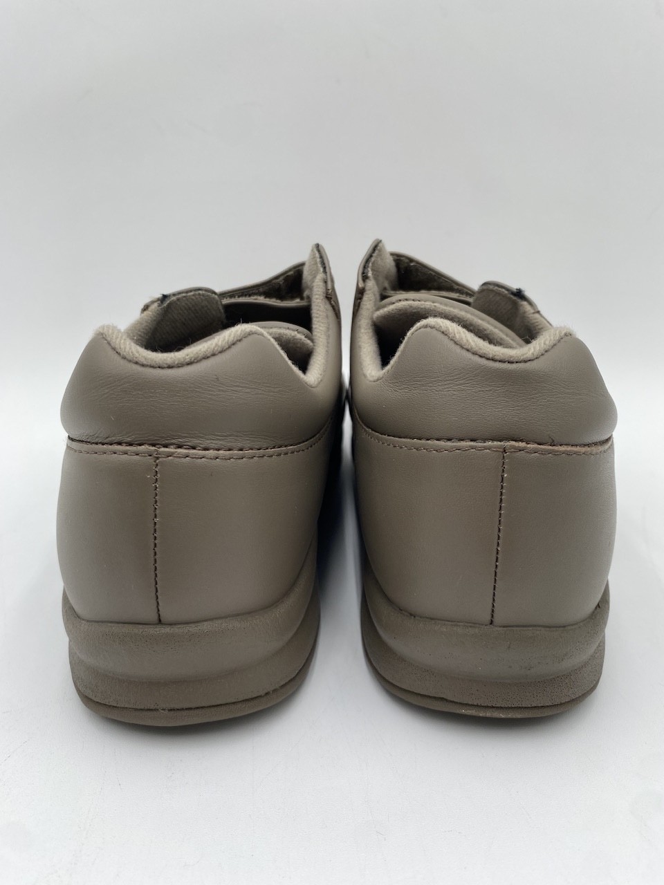 p.w. minor PLEASURE STRAP Women’s NEW Walking Shoes Taupe Multiple Sizes