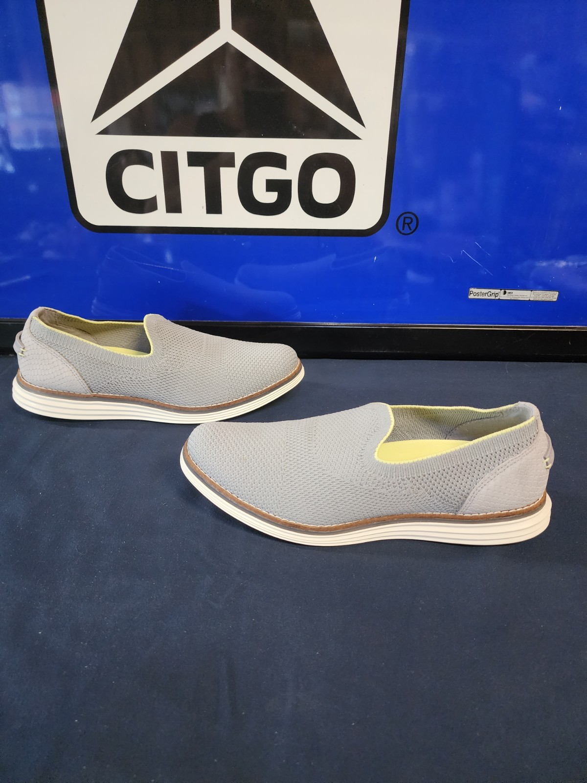 Womens Cole Haan Original Grand Meridian Loafer in Gray w yellow insole size 9.5