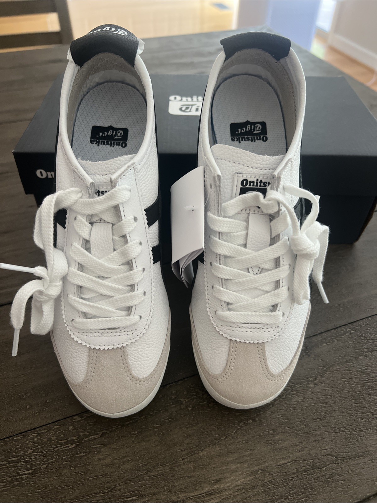 Onitsuka Tiger Mexico 66 White/Black Women’s US 6