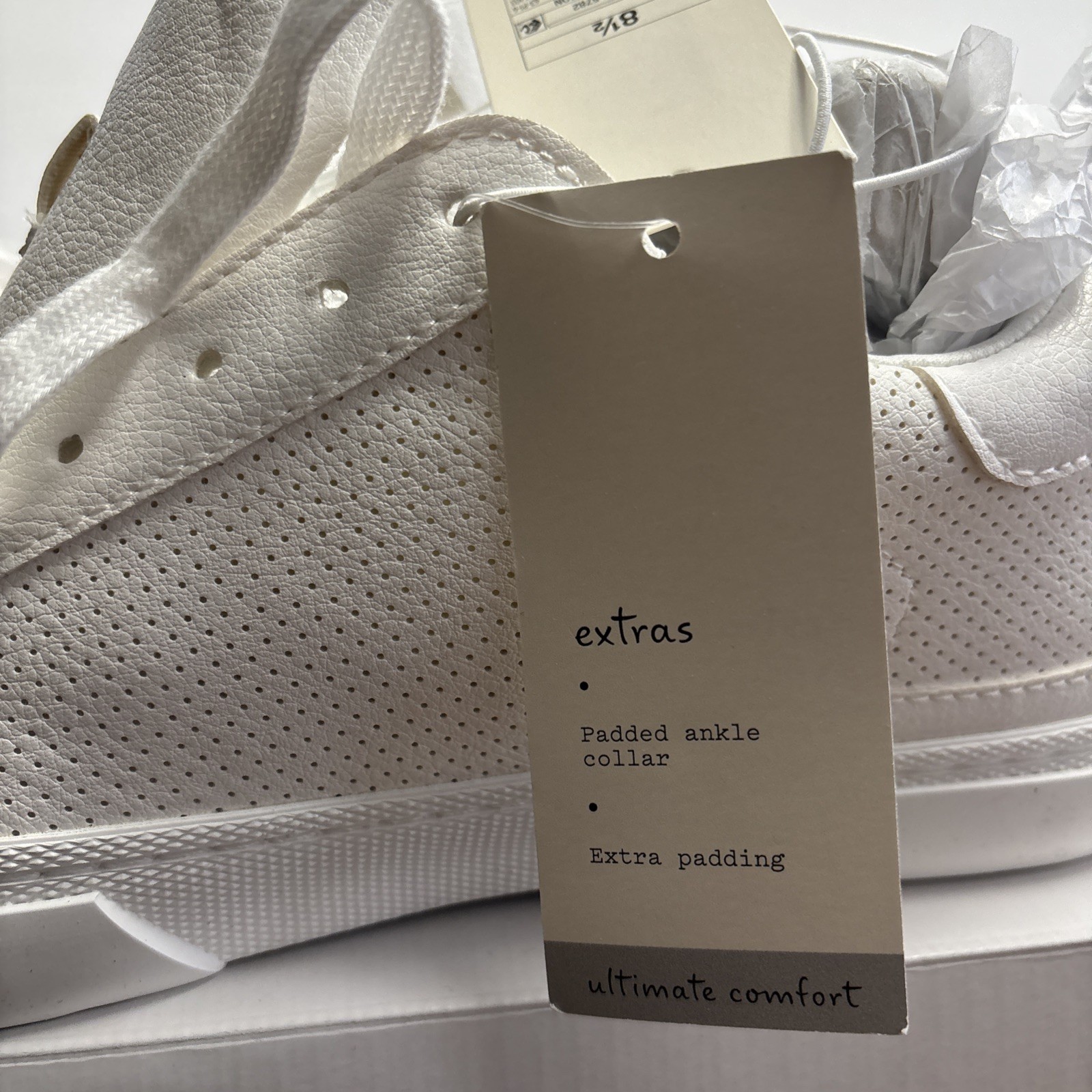 A New Day Womens Maddison Casual Fashion Walking Sneakers White Size 8.5