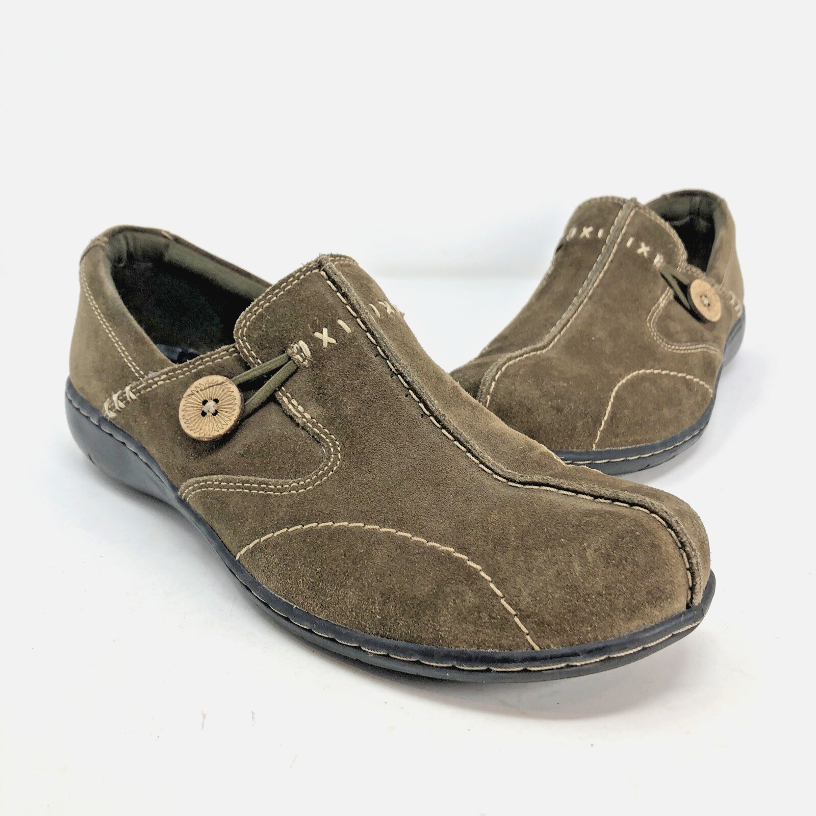 Clarks Shoes Women 8.5 Bendables Olive Green Suede Flats Slip On Loafers Button*