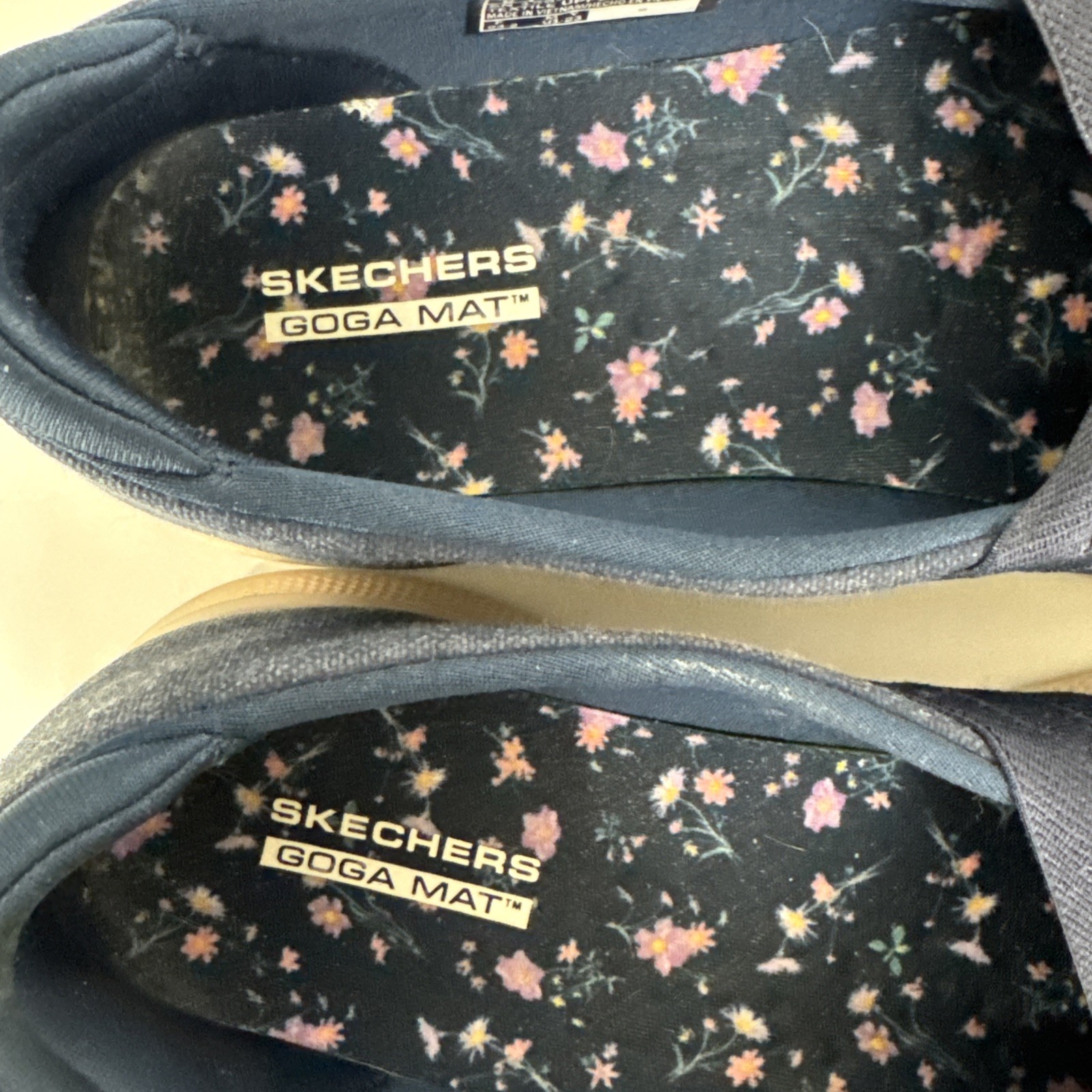 Skechers GOGA MAT Navy Blue Slip On Shoes Women’s 6 comfort walking summer boat
