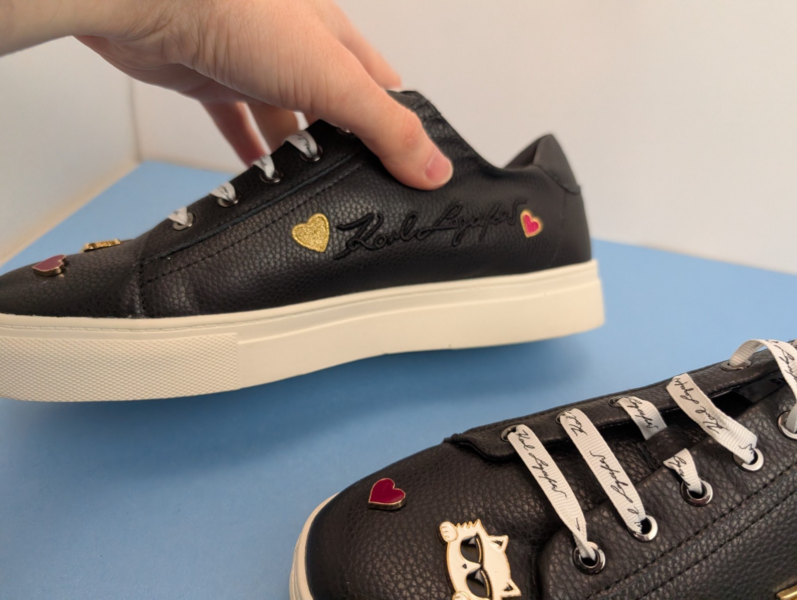 Karl Lagerfeld Paris Black Cate Pins Sneakers Shoes Women’s Size 11