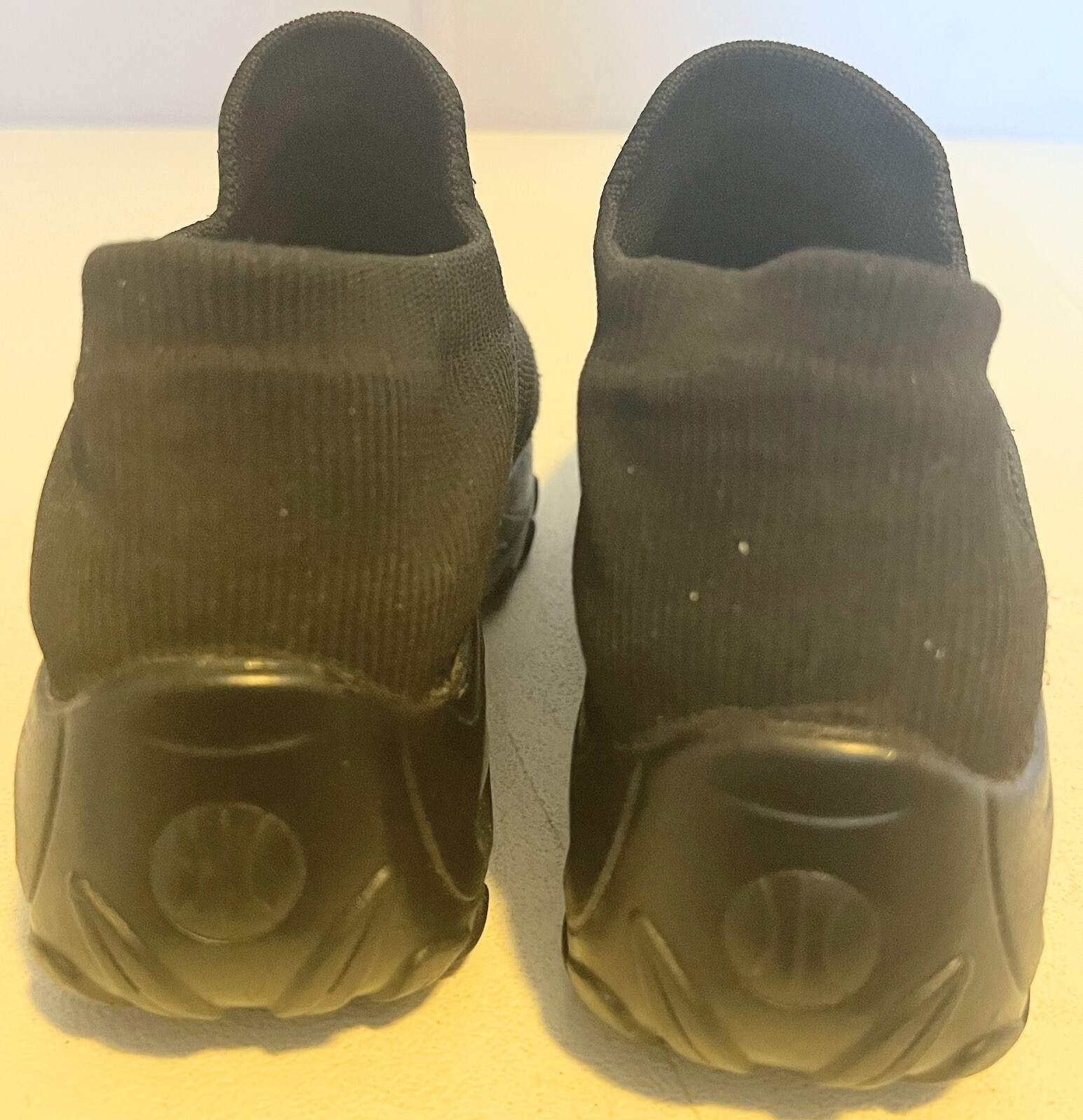 Slow Man Women’s Walking Shoes Sock Sneakers SZ 8 Slip On Air Cushion