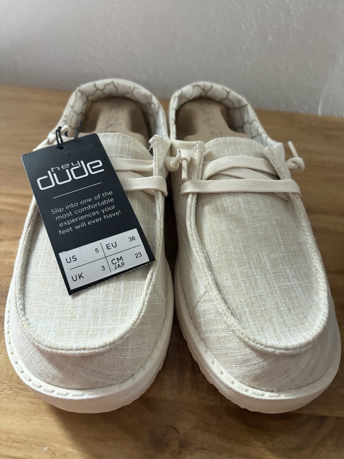 Hey Dude Wendy Lightweight Comfort Slip-On Casual Shoes Natural White 5.5 NIB