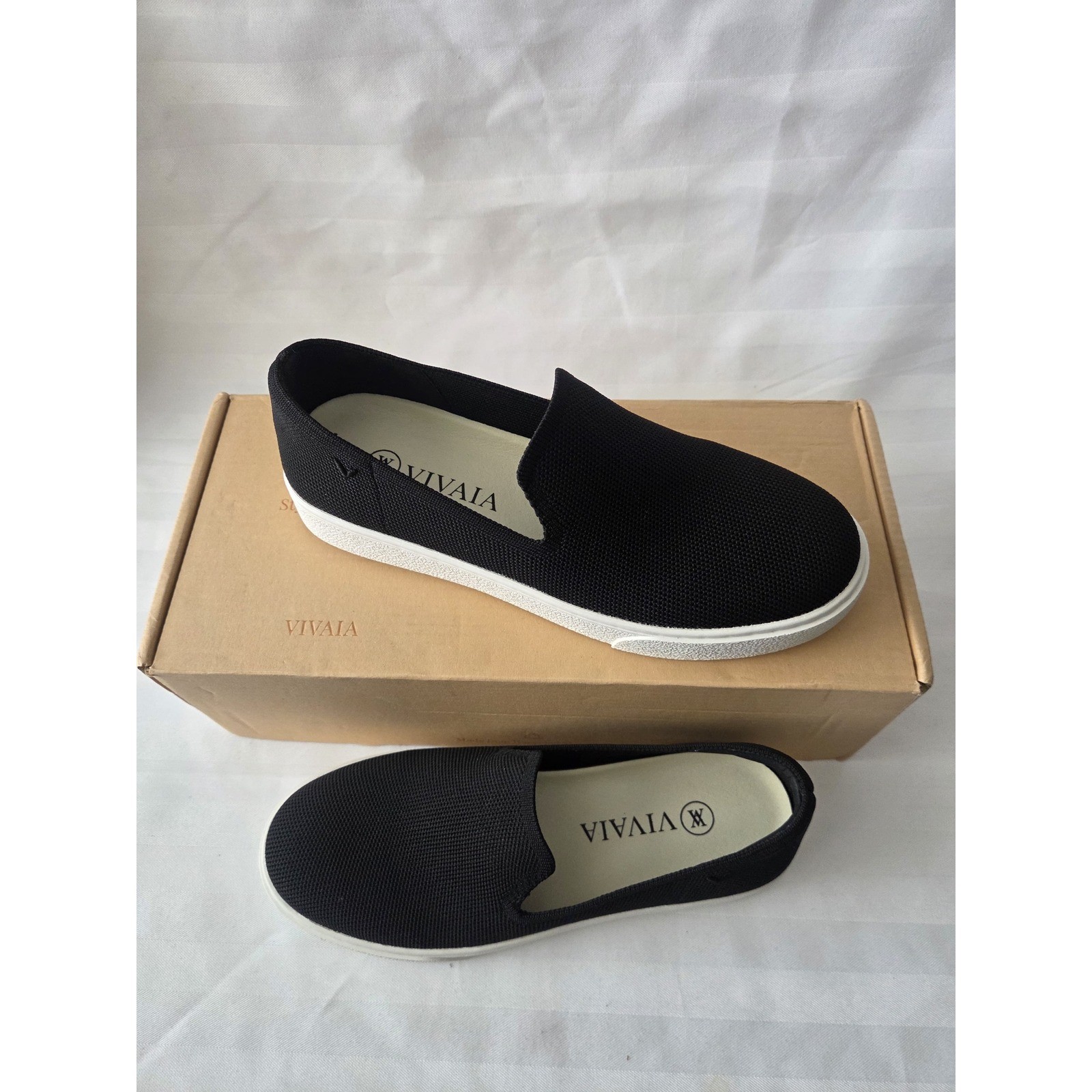 Vivaia Black Knit Slip On Sneakers Womens Sustainable Loafers Size US 7