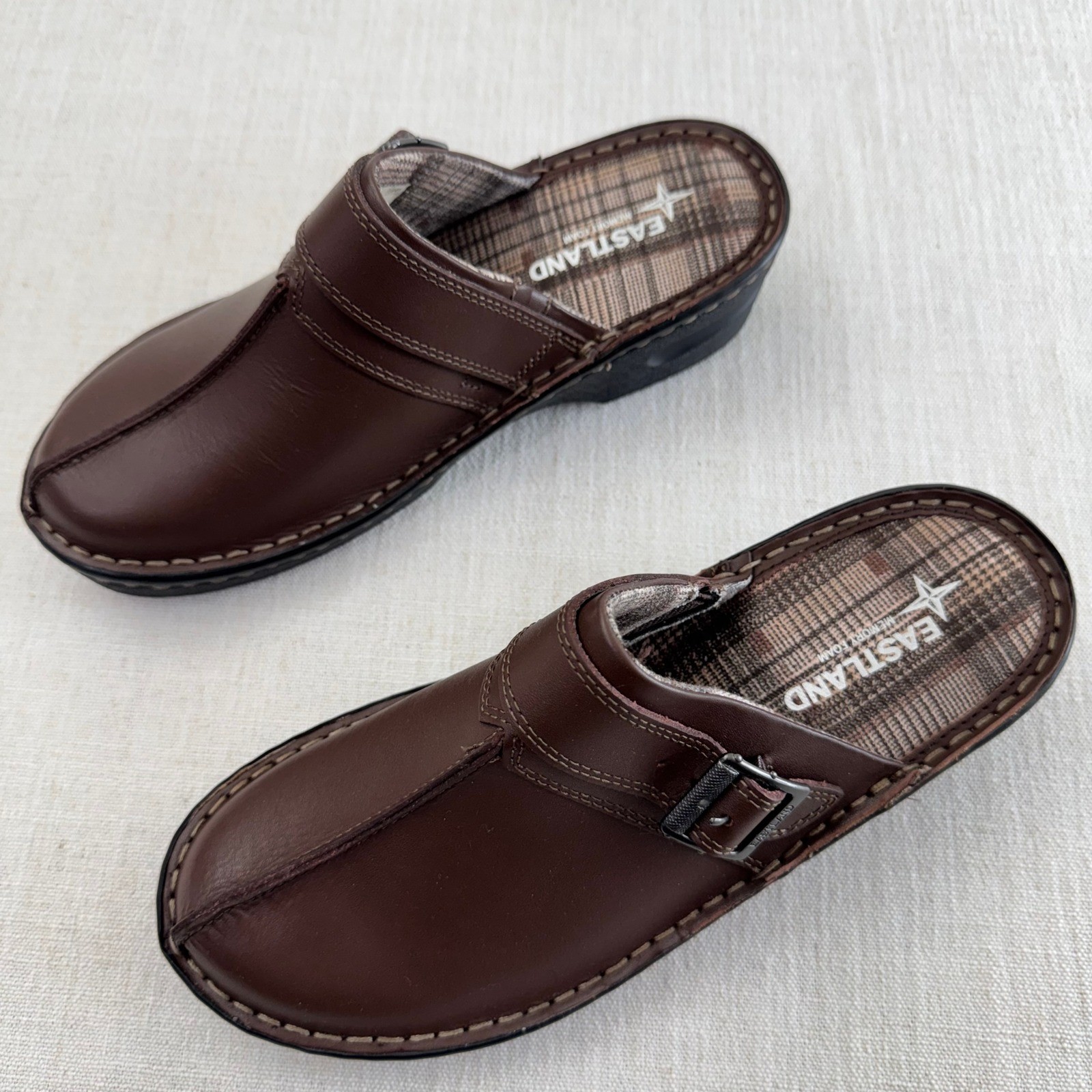 Eastland Mae Clog Mules Womens 9.5W Brown Leather Comfort Shoes Wide Width