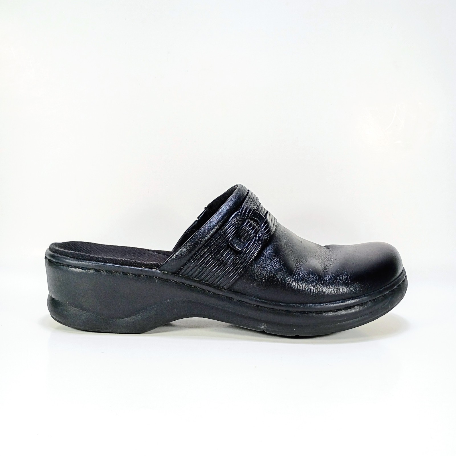 Clarks Bendables Womens 9.5 Narrow Fit Black Leather Wedge Heel Slip On Mules