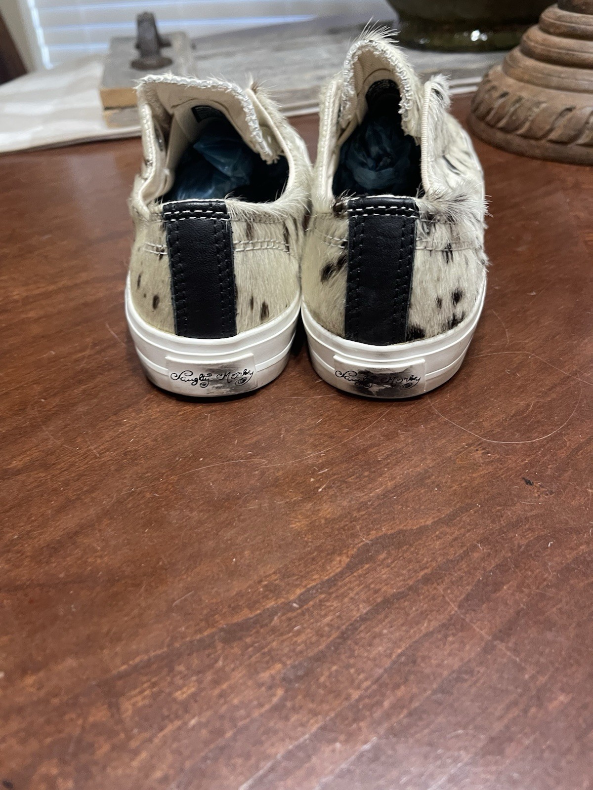 Naughty Monkey Cowhide Distressed Sneakers Wildlife Pony Hair Slip On Casual 7.5