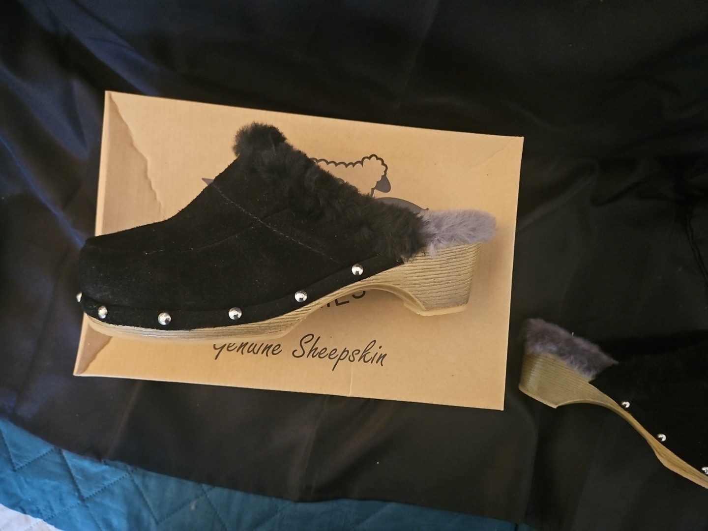 100% Sheepskin Black Comfort Leather Monica Clog Size 7 , 2″ Heel