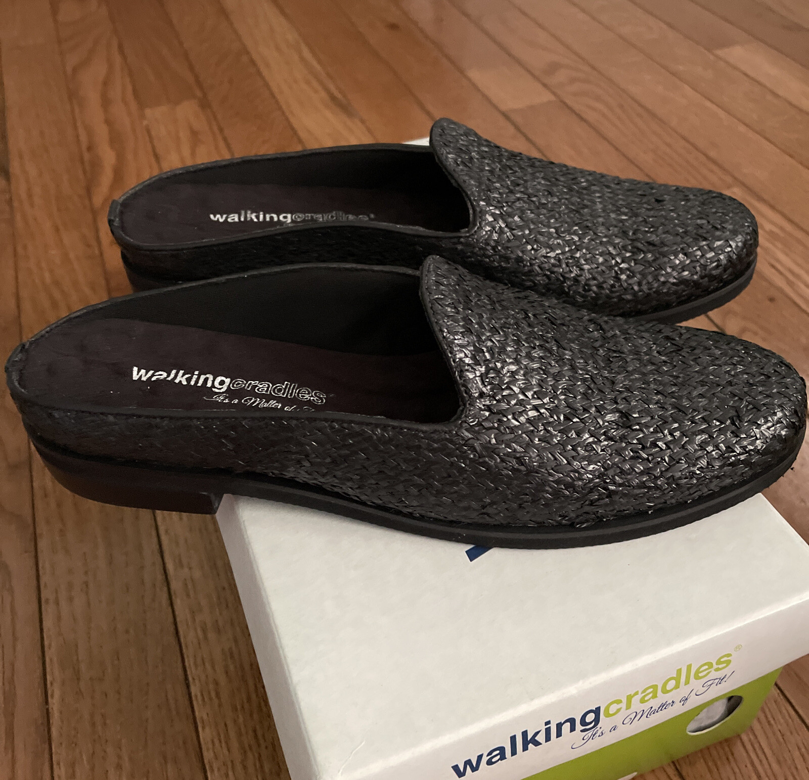 Walking Cradles Win Mule Women’s Size 9.5 Narrow Width Black Woven Comfort $130