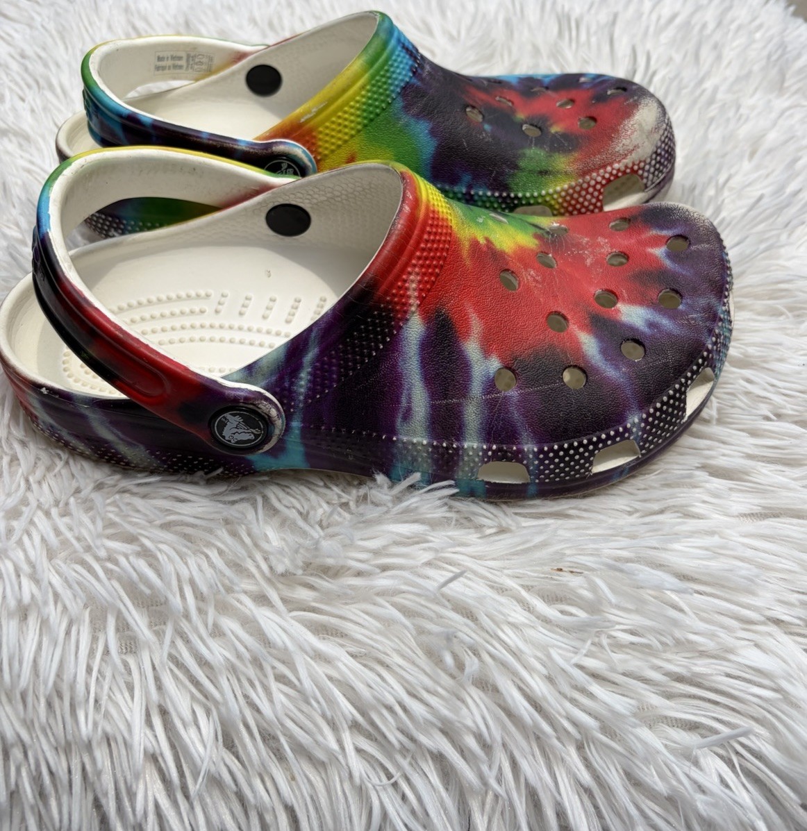 Crocs Classic Tie Dye Clogs Women’s Size 6 Slip On Closed Toe Sandals