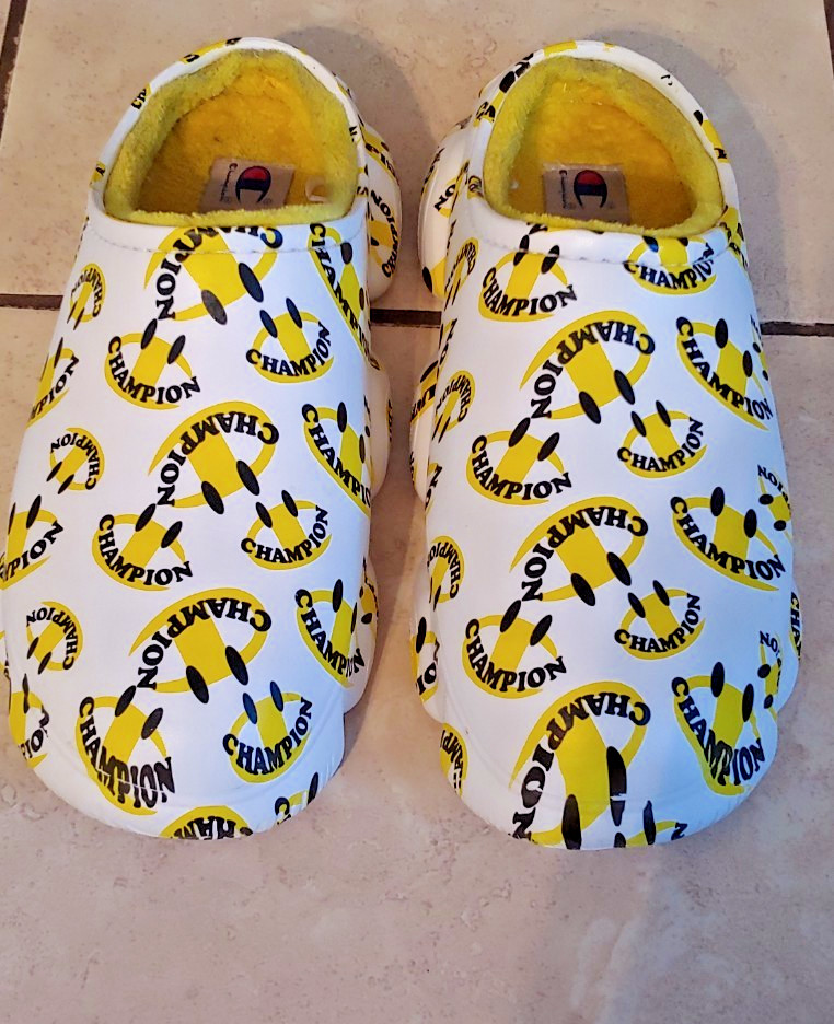 Champion Super Meloso Smile Clog Slippers White /Yellow Size W11, Size 11, Women