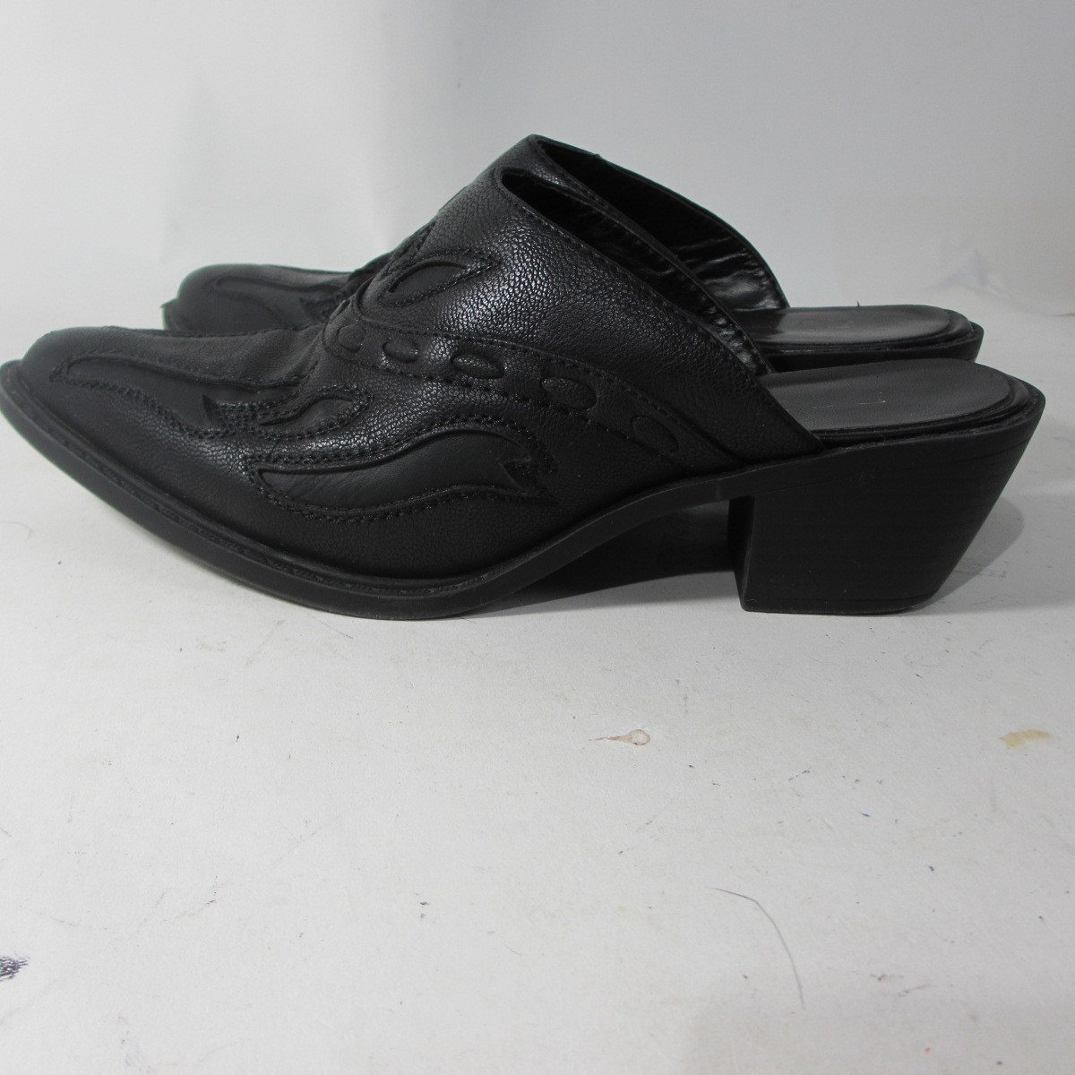 Roper Mules Rockstar Interlace Womens 8 Western Black Faux Leather Flame Clog