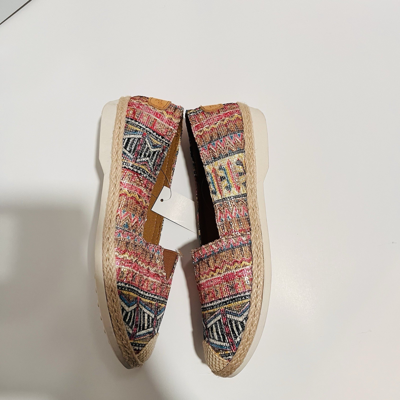 Roper Woman’s colorful western pattern flats jute trim size 8