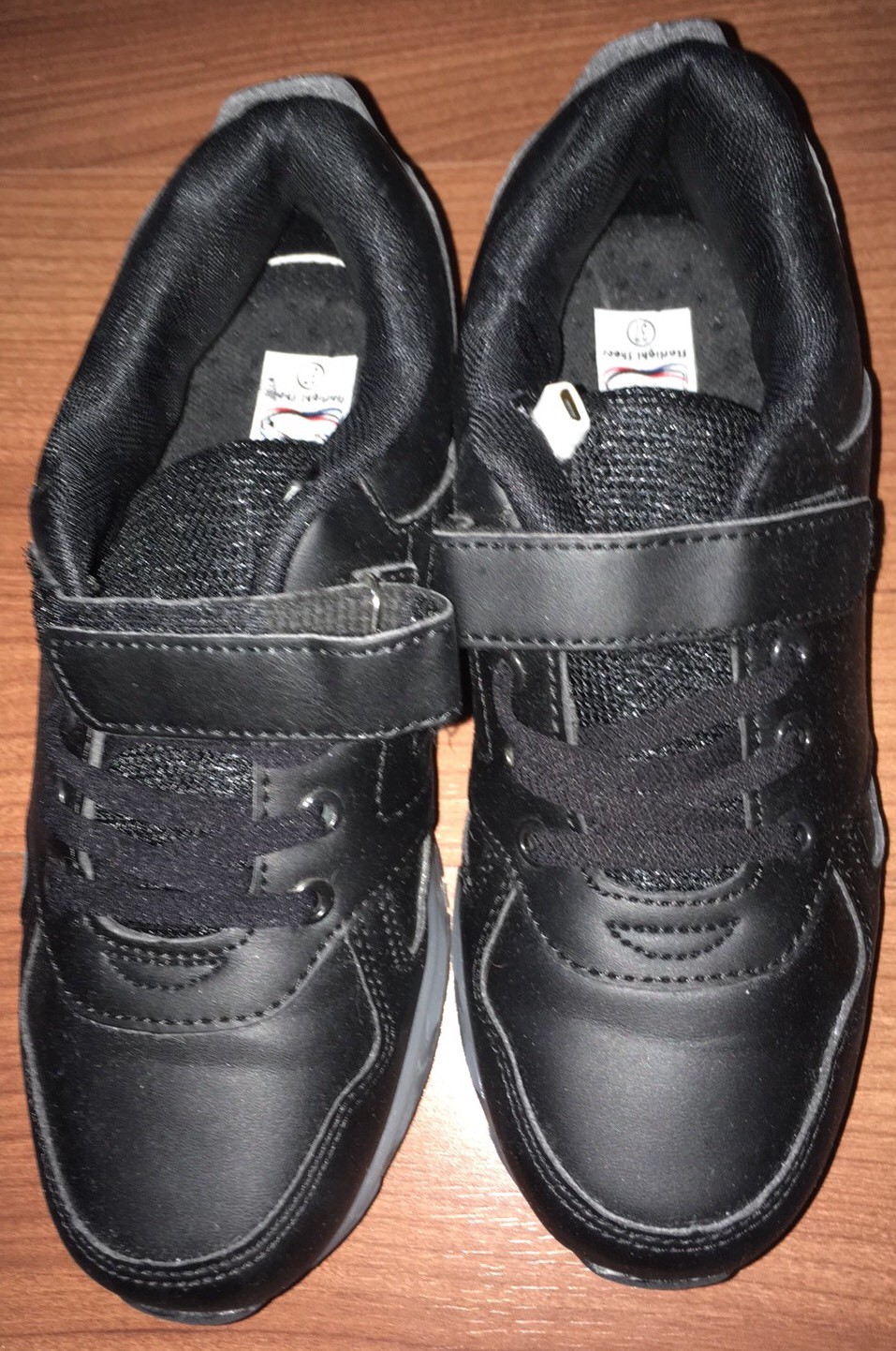 Black starlight (LED) shoes Size 37 (6.5 Us)