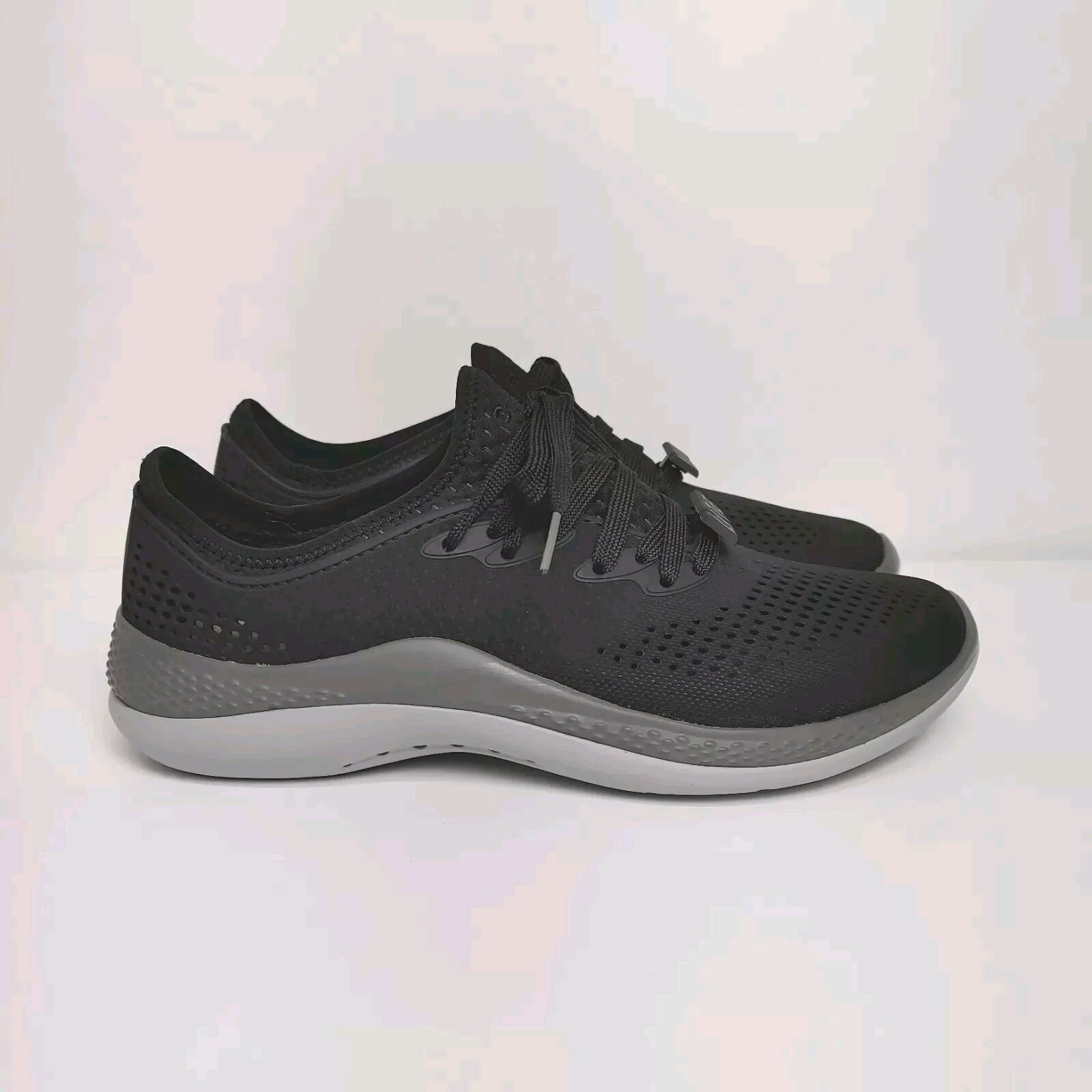 Crocs Women’s Literide 360 Pacer Shoes Size 10 Black/Slate Grey