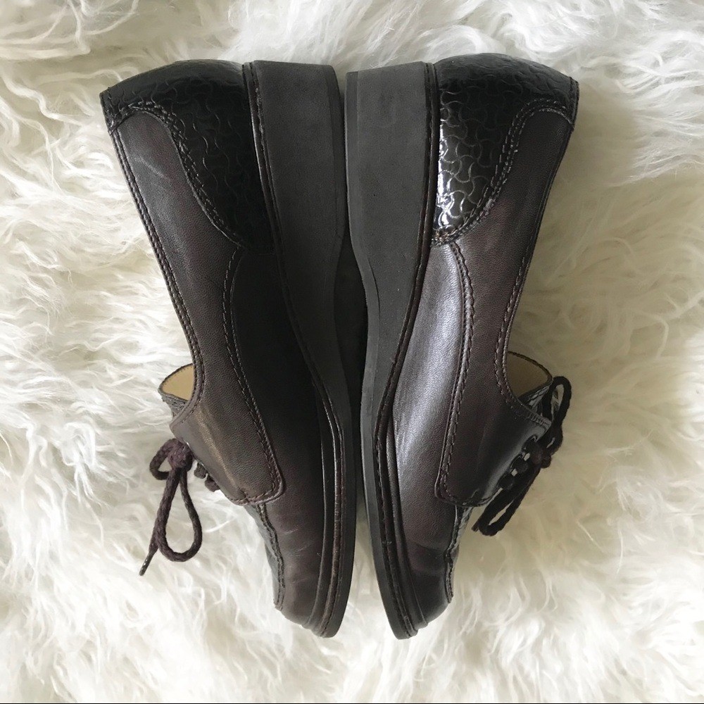 Bally Brown leather/patent leather shoes