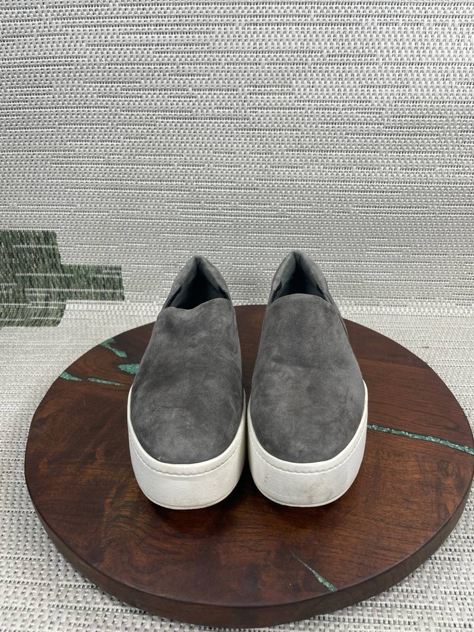 Vince Shoes Womens Size 9 M Warren Gray Suede Comfort Slip On Platform Sneaker