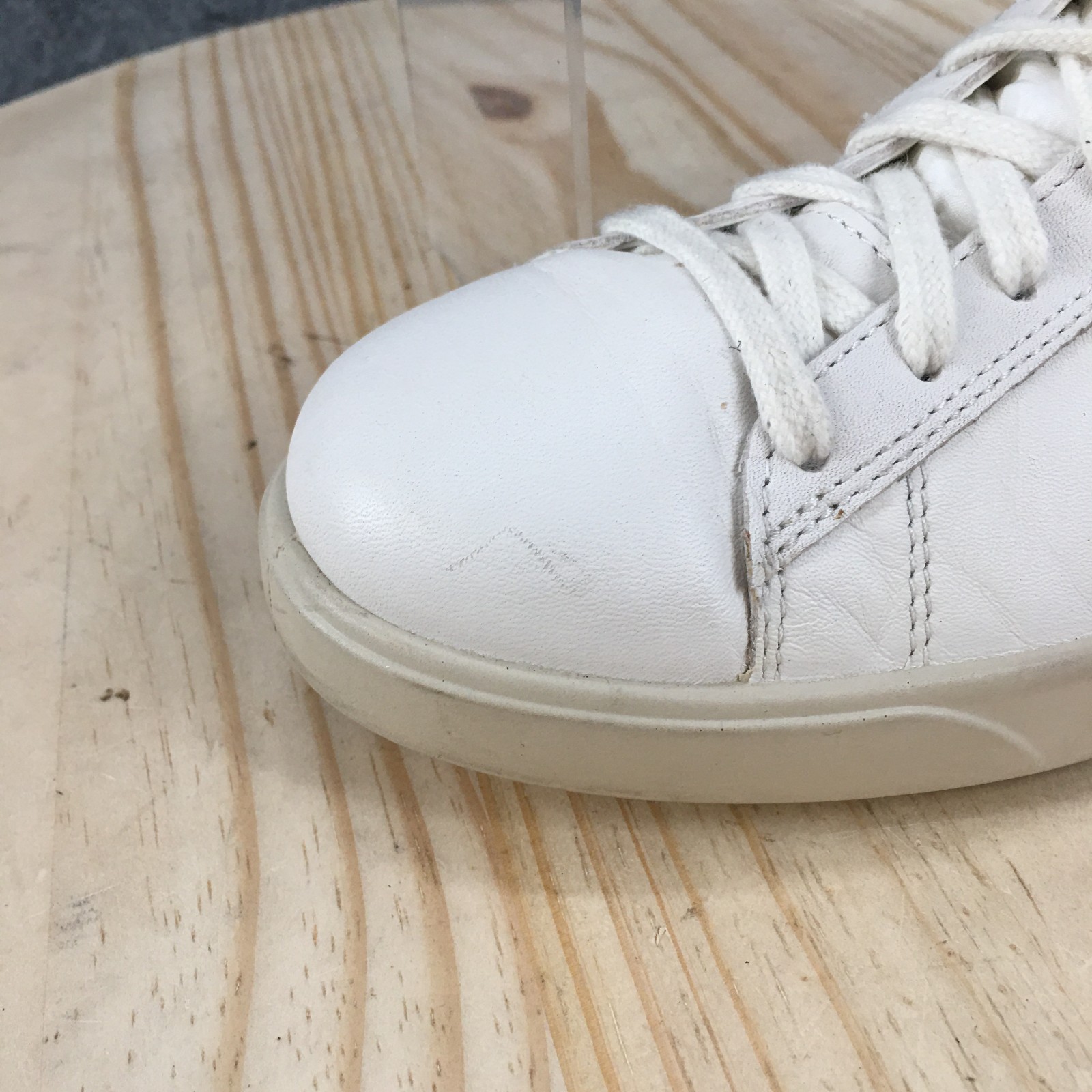 ECCO Street Lite Shoes Womens 8-8.5 Lace Up Retro Style Sneakers White Leather
