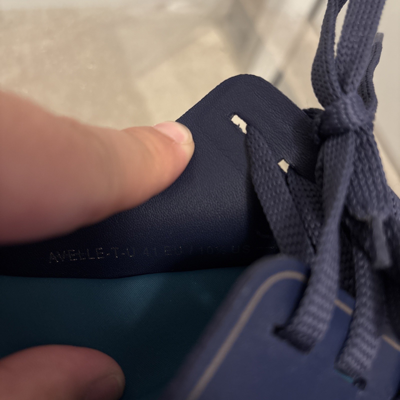 BALLY AVELLE Neoprene Runner Azure Turquoise Navy Lace Up Low US 10.5 Stylish