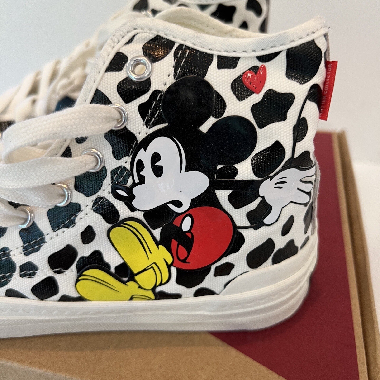 New Moa Concepts High Top Disney Sneakers Sz 37 / W6.5 / M5 Shoes Mickey Mouse