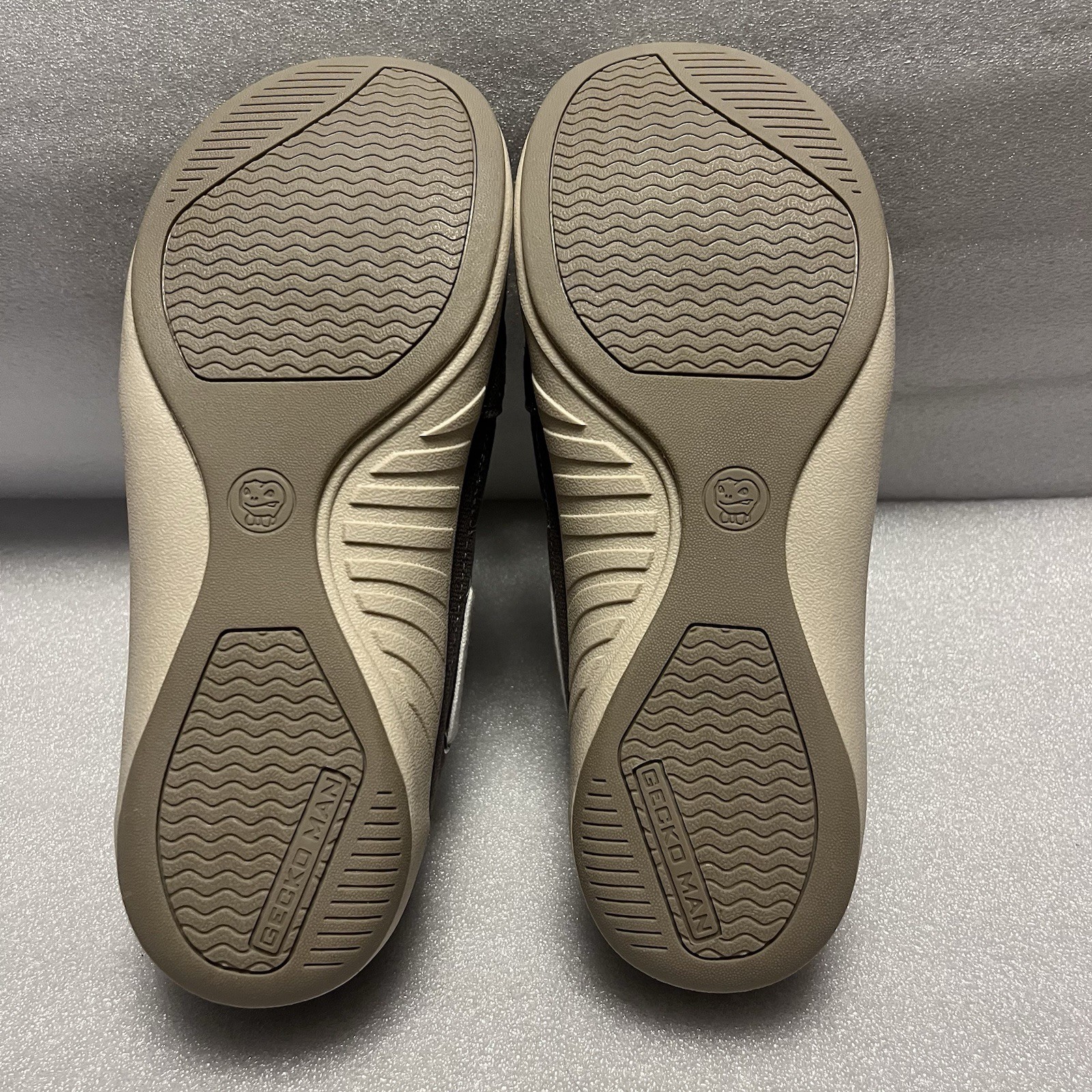 GECKO MAN Women’s Size 8 Orthotic Arch Support Canvas Slip On Loafer Shoes Gray