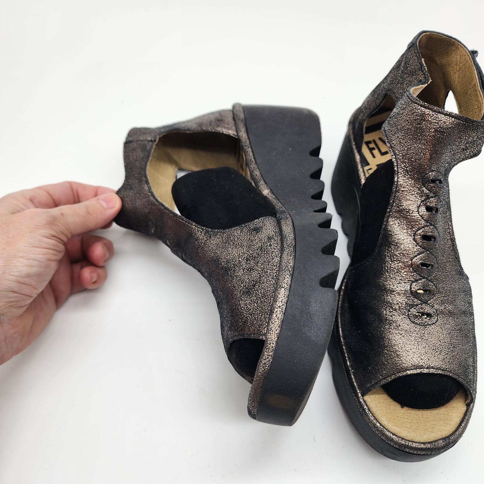 FLY LONDON Bezo Graphine Leather Wedge Sandals 39 worn once 8 8.5