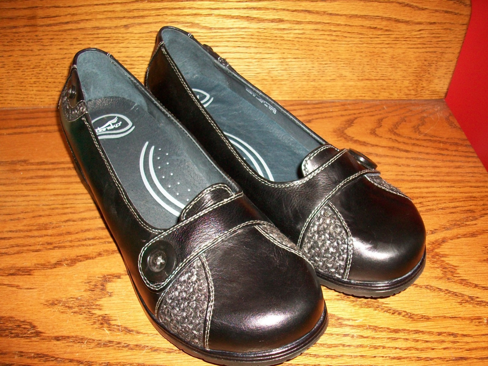 DANSKO Black Pam Button Slip On Comfort Leather Casual Shoes Womens Sz-42 or 12