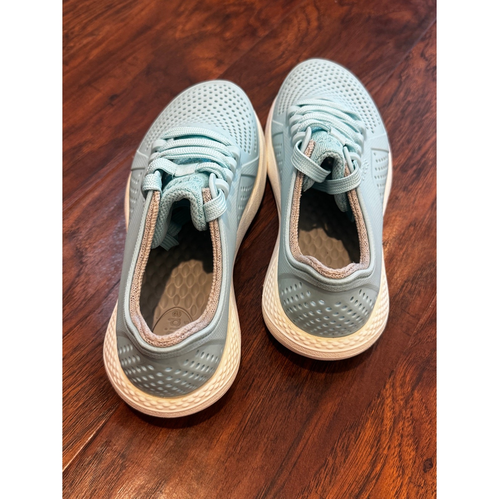 Crocs LiteRide 360 Pacer Wms 6 Sneakers Comfort Walking Teal Blue White 205234