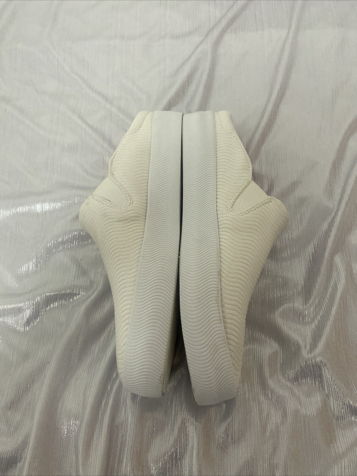 Keds Softerra Size 7.5 White Swirly Pattern Mule Tennis Shoe See Note