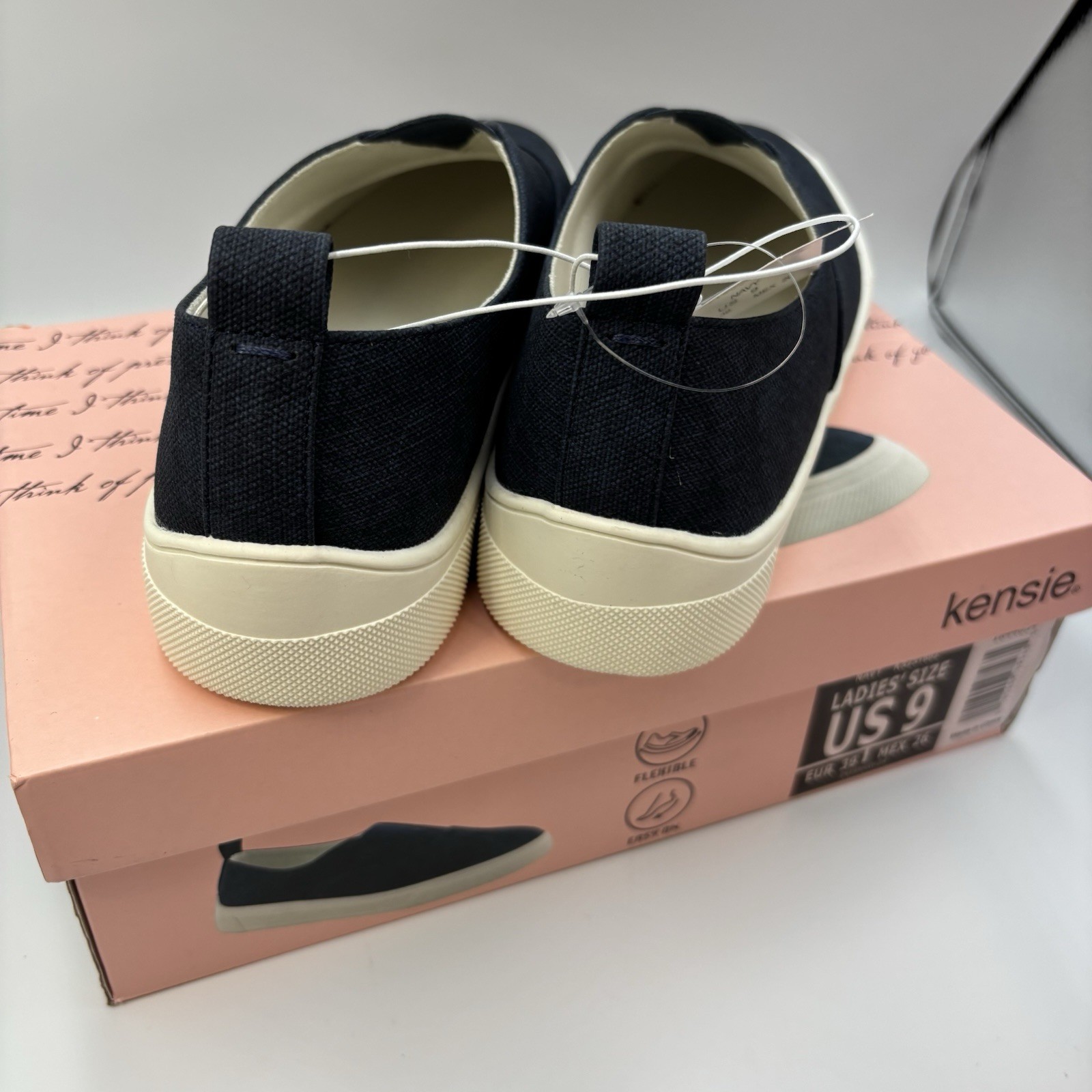 Kensie Women’s Size 9 Navy Slip On Shoes