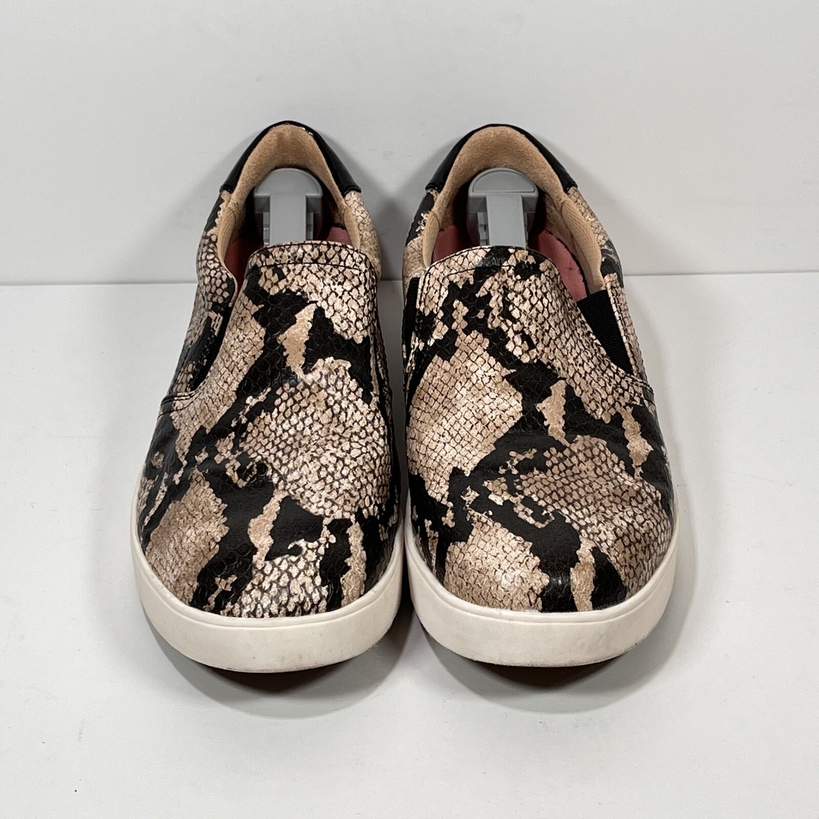 DR. SCHOLLS Snake Print Be Free Energy Technology Womens Slip On Shoes Sz 9.5 M