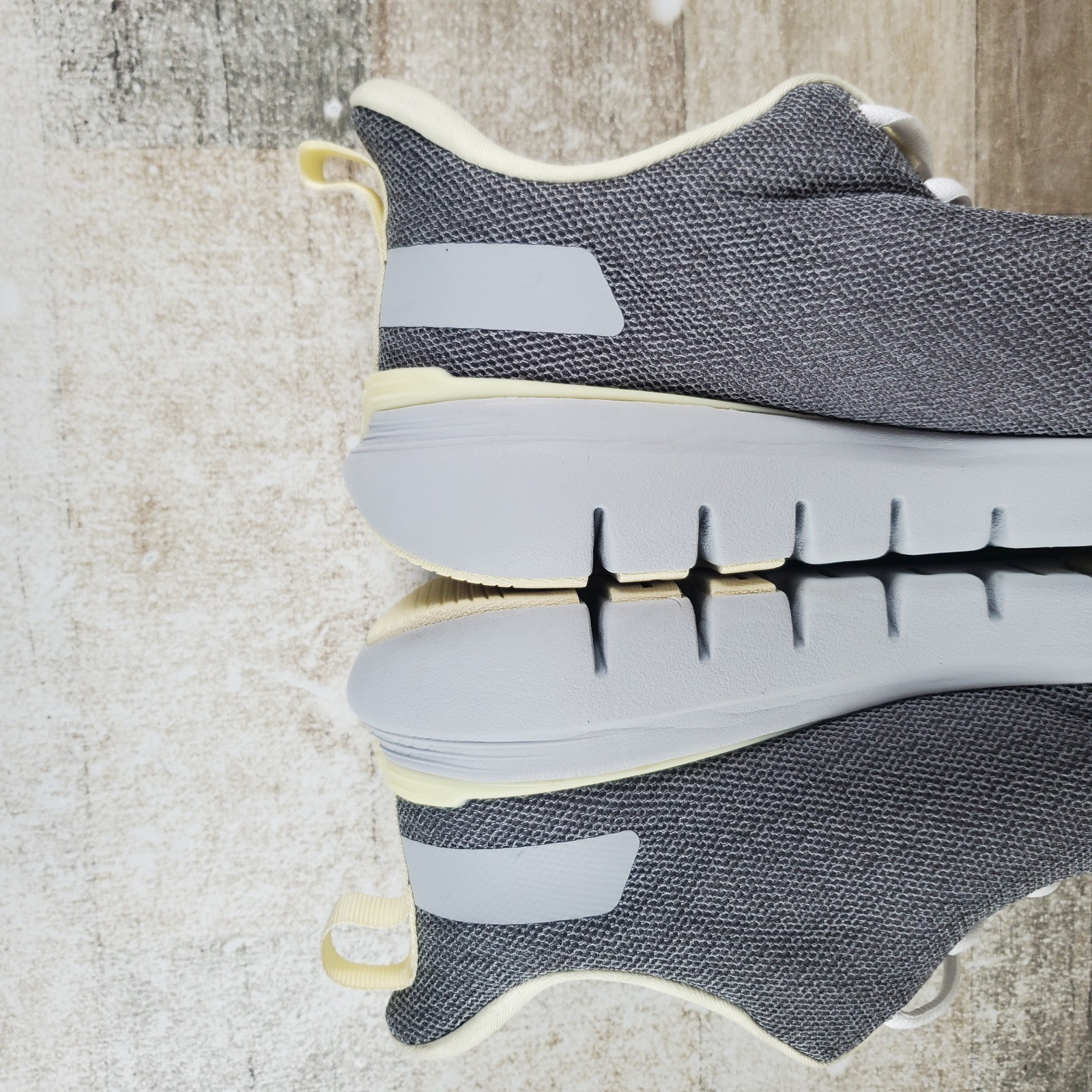 Kuru Flex Via Womens Shoes Sz 10.5 W Running Dove Gray Pale Lime Lace Up Sneaker