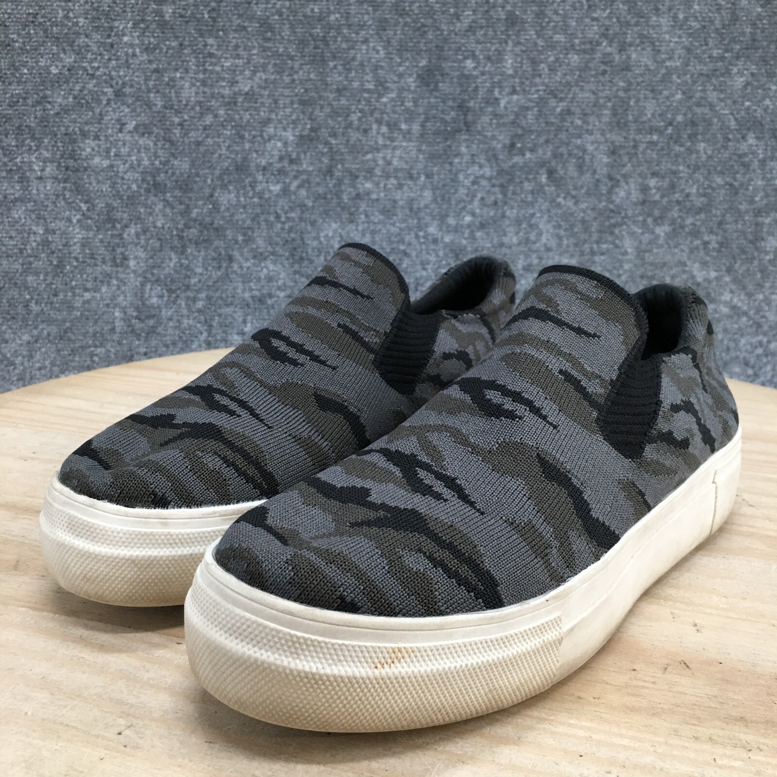 MIA Shoes Womens 8 Haley Camouflage Casual Slip On Platform Sneakers Gray Fabric