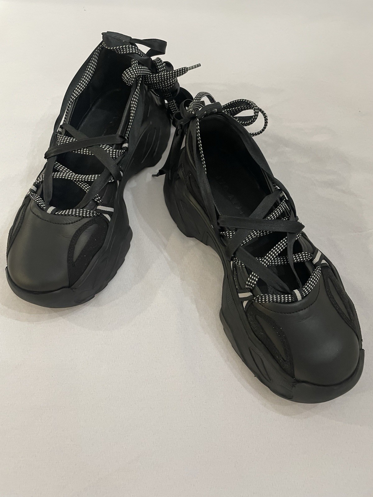 Lazy Oaf Happy Sad Lace Up Ballet Women’s Sneakers Shoes Size 40 EU 9 US Black