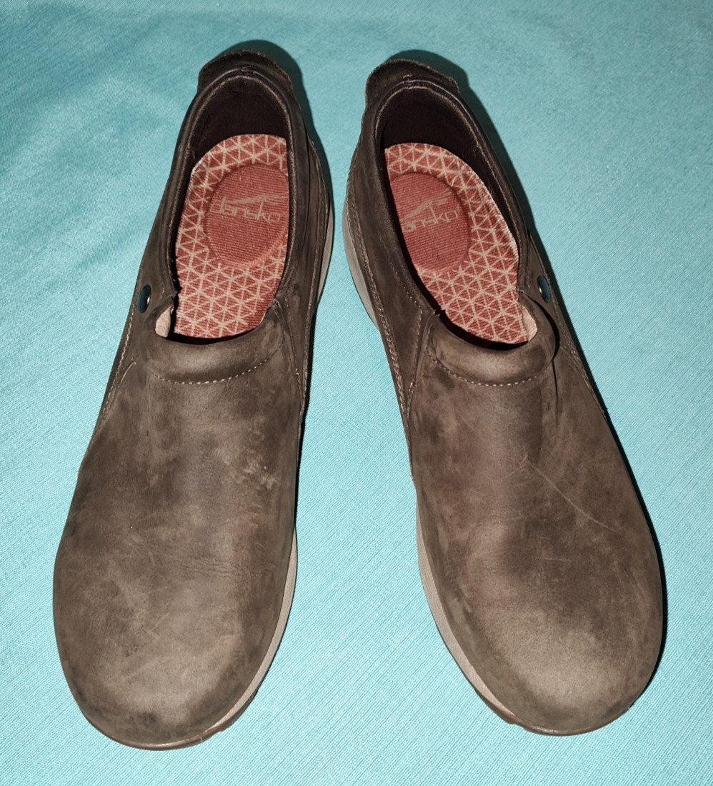 NICE Dansko Patti Brown Nubuck Leather Clogs EURO 40 Womens US 10-10.5