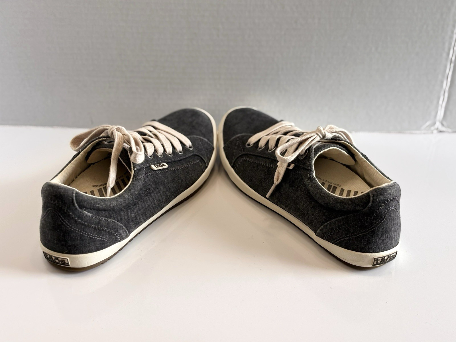 Taos Star Women’s Sz 8.5 Charcoal Wash Canvas Lace Up Comfort Sneaker STA-12844