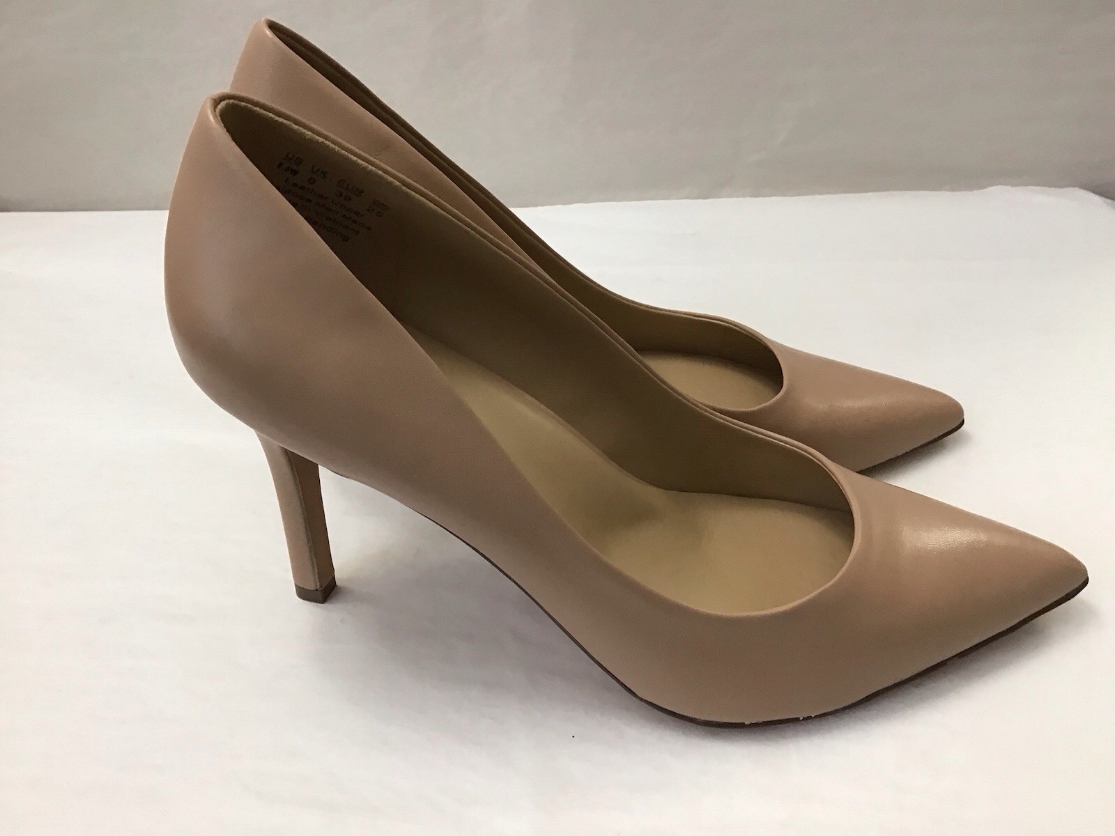 New Naturalizer 8.5 Wide Anna Pointed Toe Dress Pumps Creme Brulee Leather (N62)