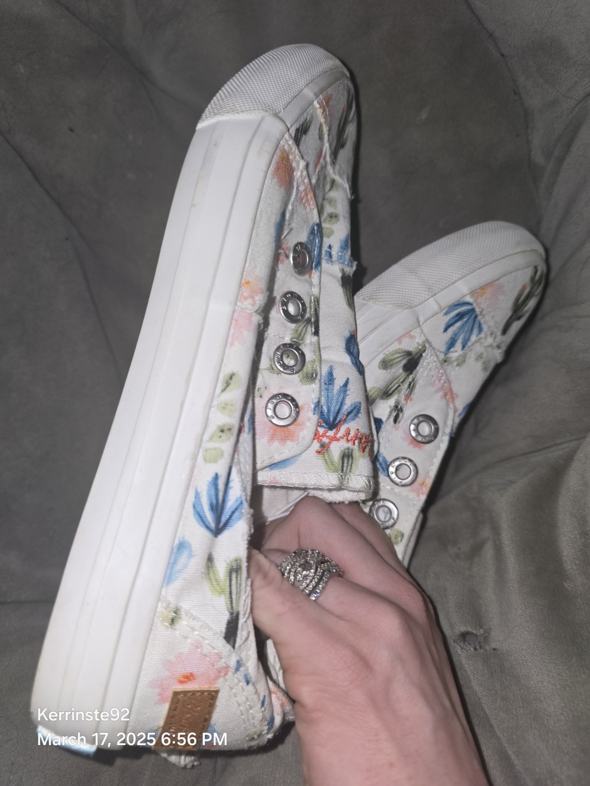 BLOWFISH MALIBU MAUREEN DESERTFEST SLIP ON SNEAKERS Women’s Size 8