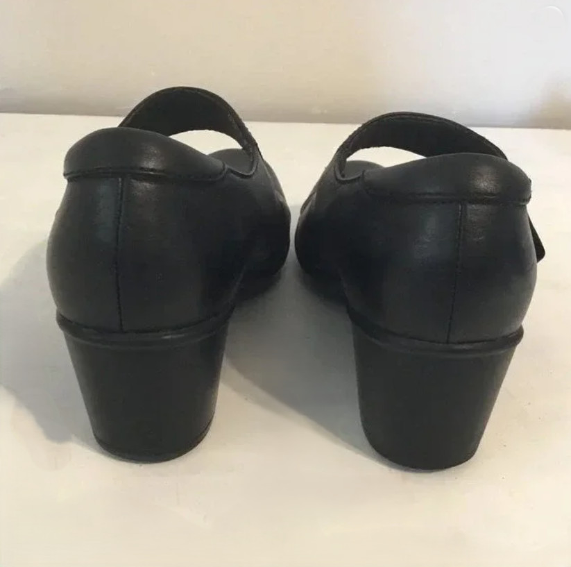 Clarks Hope Henley Black Leather Mary Jane 7.5 M Comfort Shoes Academia Work