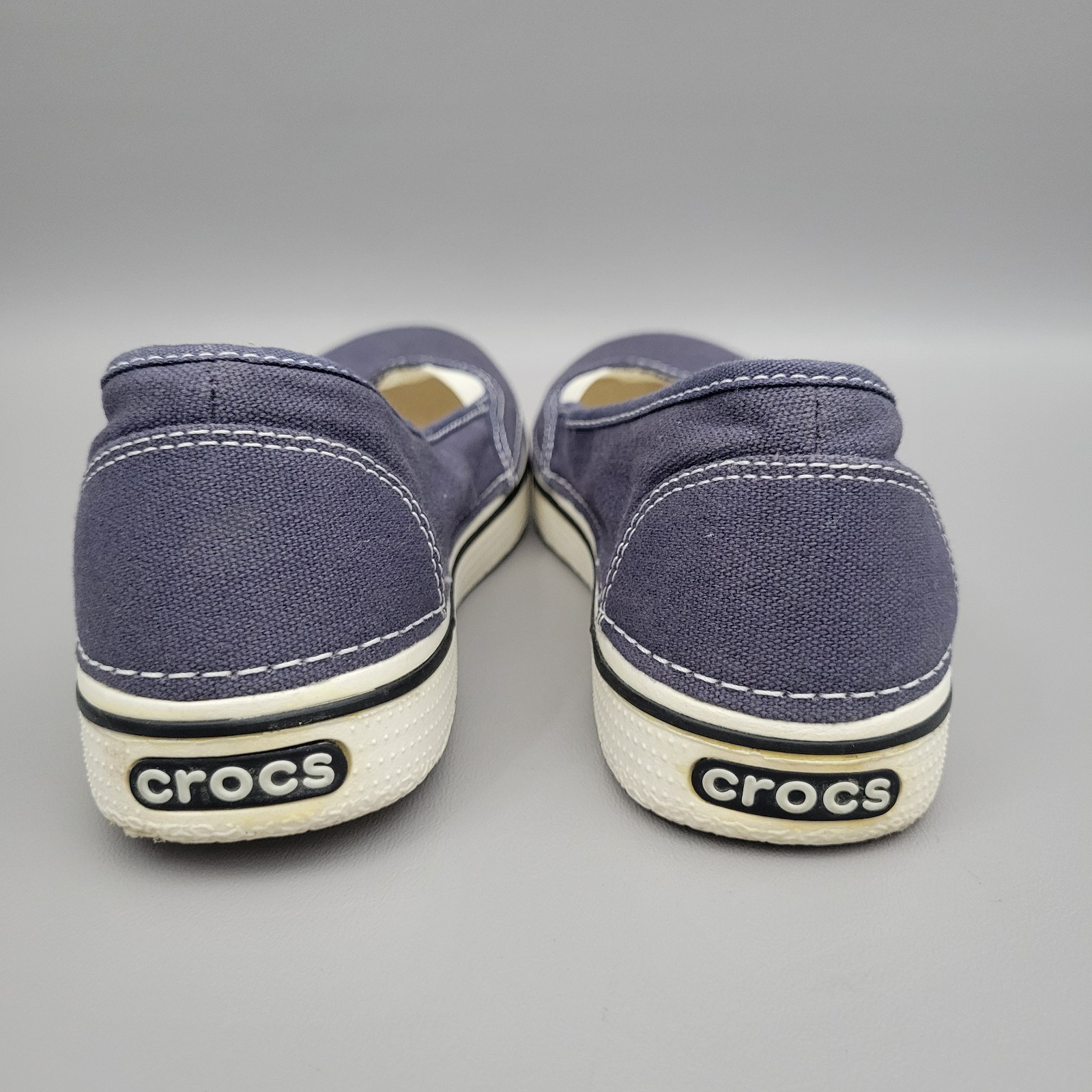 Crocs Womens Slip-on Loafers Canvas Navy Blue Lightweight Natical Size 9