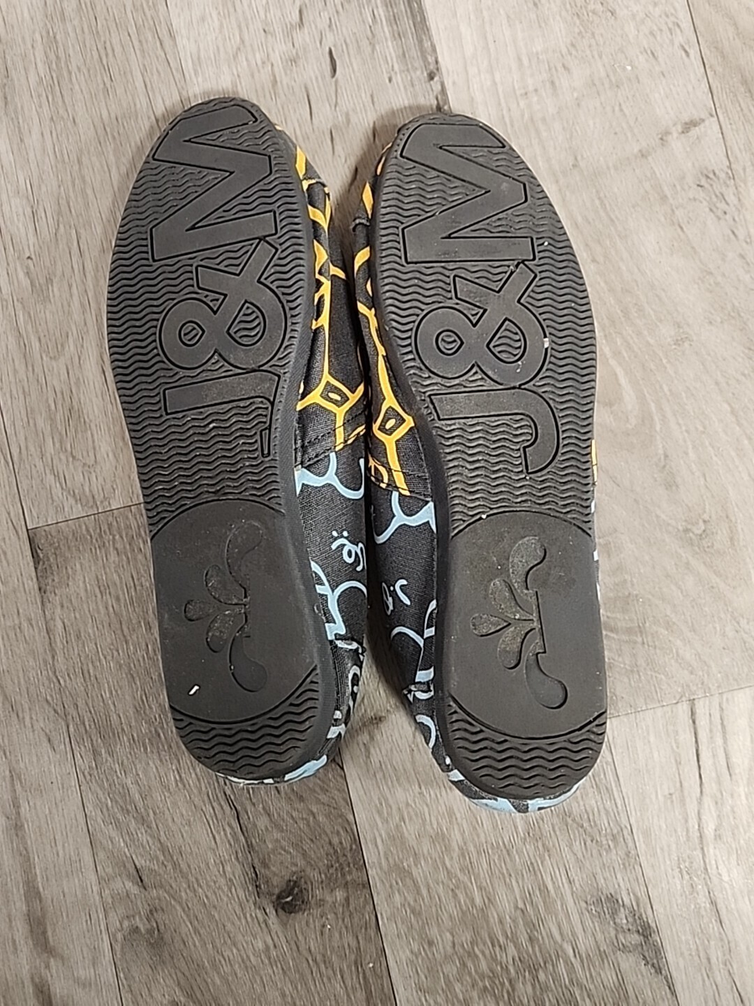 Joy & Mario Canvas Espadrille Slip-On Flats Shoes Women’s Size 8W Yellow Blue