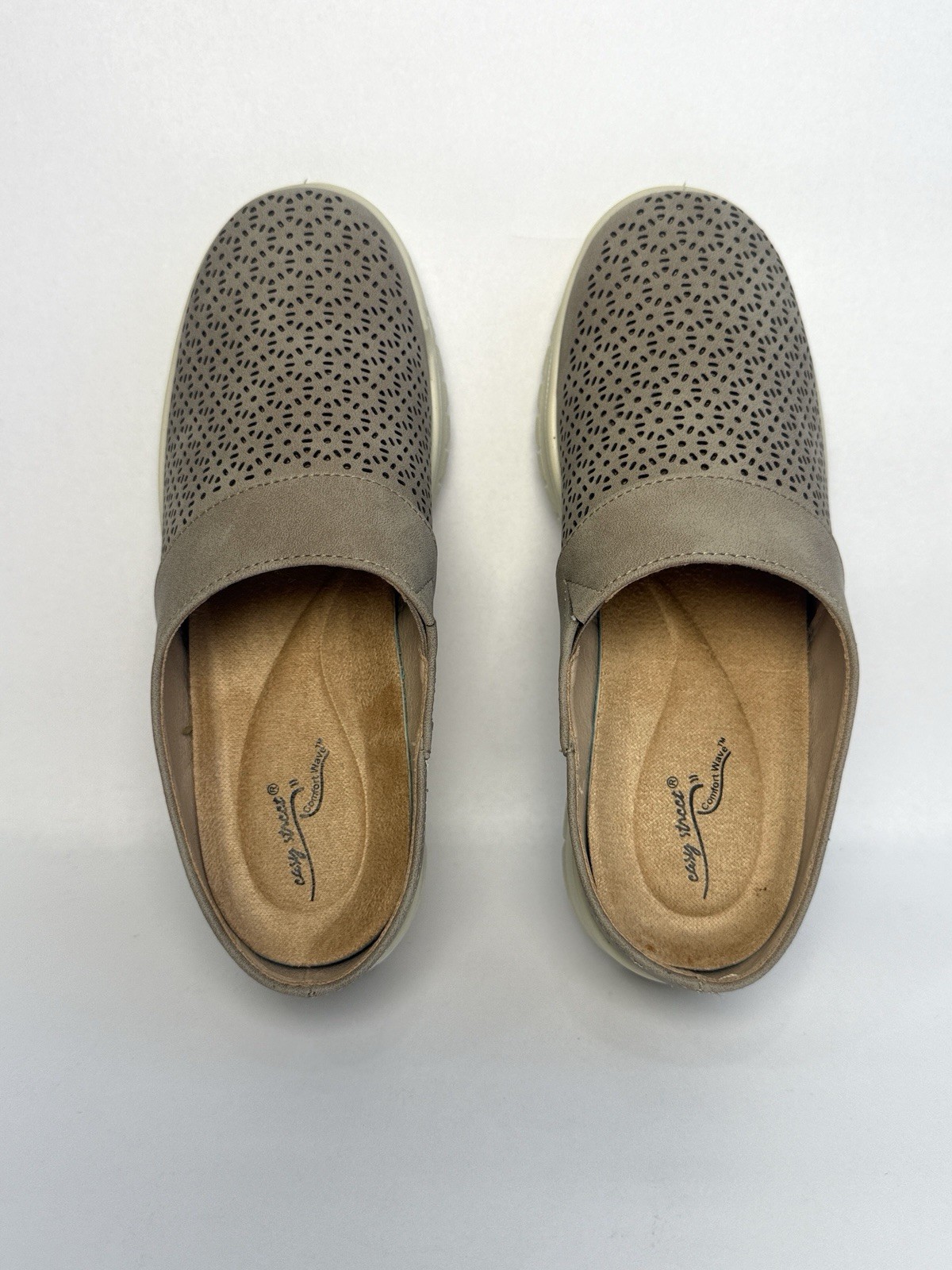 Easy Street Aretha Women’s Slip On Shoes Natural Size 5 Comfort New