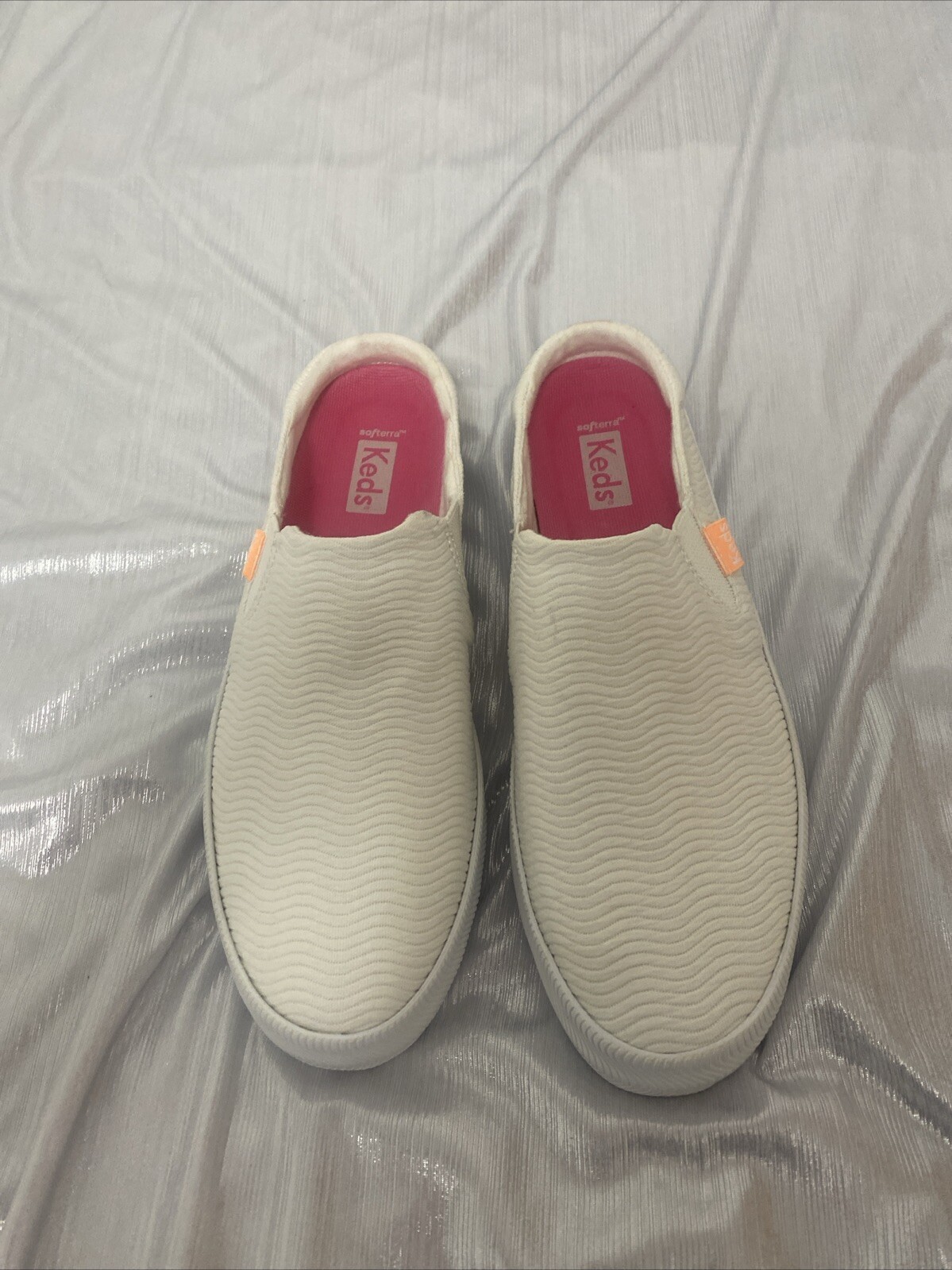 Keds Softerra Size 7.5 White Swirly Pattern Mule Tennis Shoe See Note